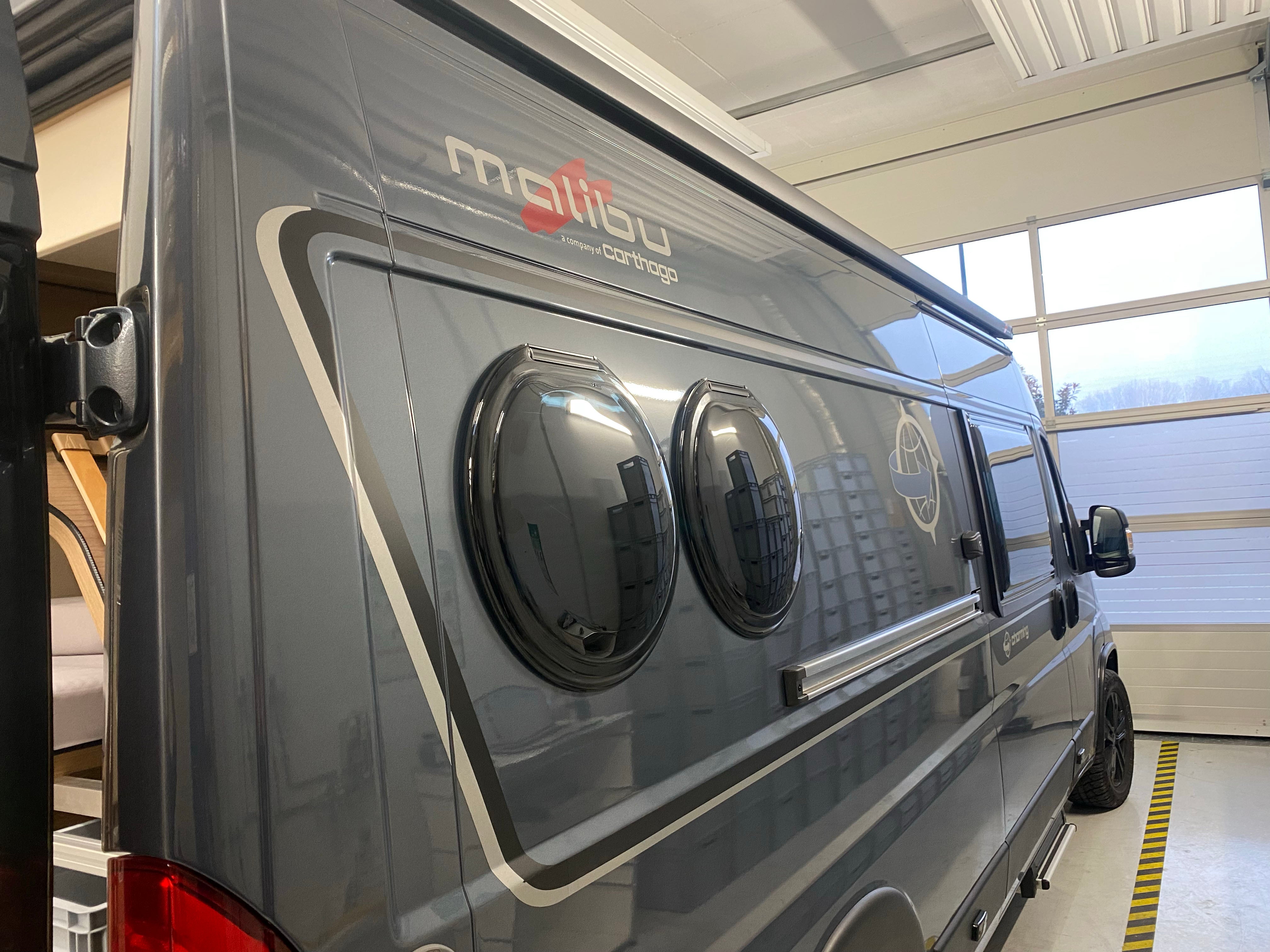 Bagudtræk 2 etager MALIBU 640 LE